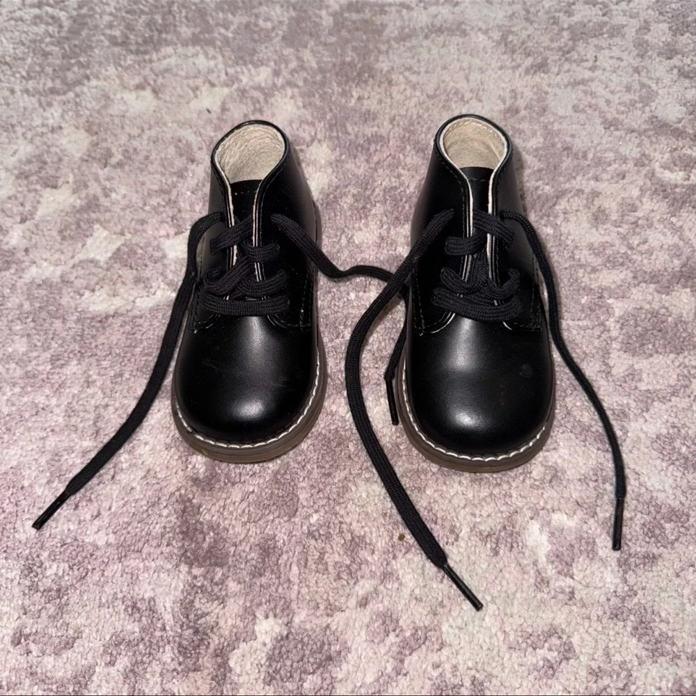 Footmates Boy’s 4.5 Black Todd Leather Shoes Boots